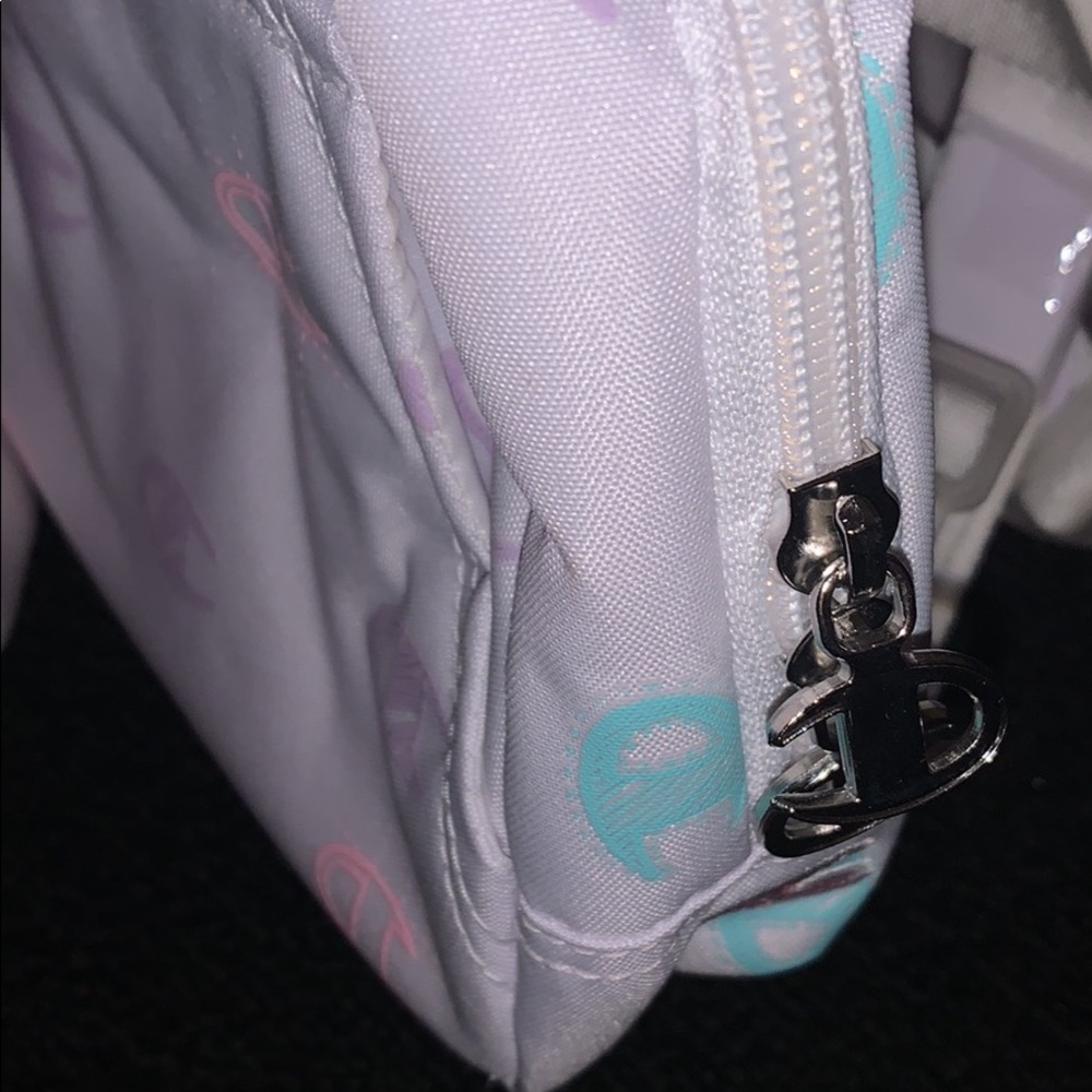 ‼️SOLD‼️ 🎒Mini Champion back pack 🎒 - Picture 2 of 5
